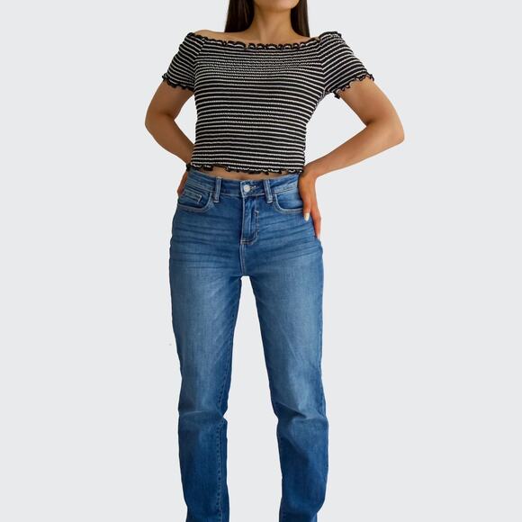 NWOT Women's Windsor Cropped Stripped Top - Picture 3 of 11